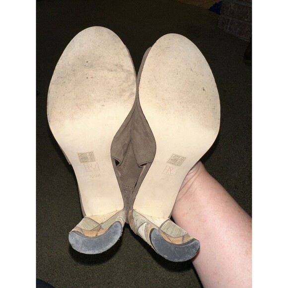 Pelle Moda Brown Suede‎ Open-Toe with Strap, 4.5 Inch Heels Size 8.5 Stiletto - Picture 7 of 9